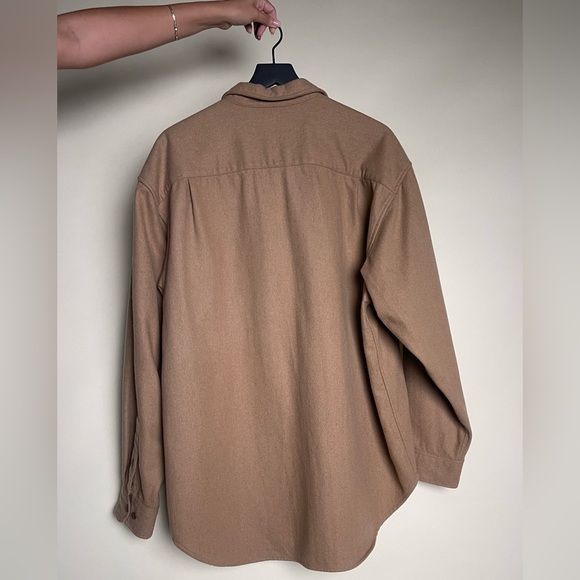 Men’s Gap Wool Button Down - Picture 2 of 3